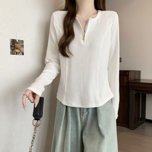 プラスサイズのレディース秋冬長袖Tシャツボトリングシャツ